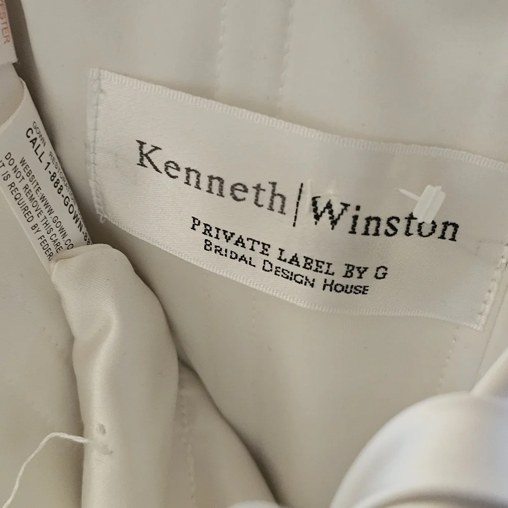 NWOT - Champ Satin Sweetheart Strapless Fit & Flare Kenneth Winston Wedding Gown - Picture 7 of 7